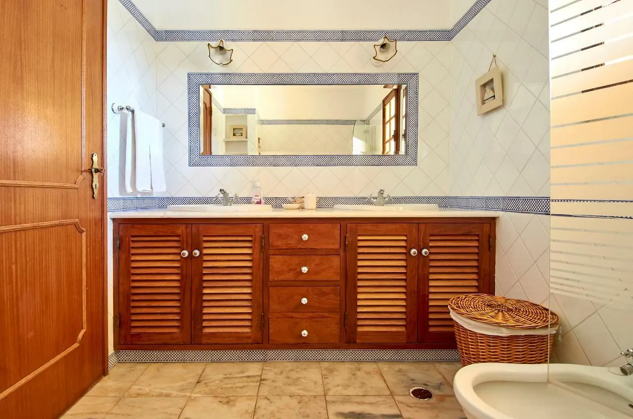 Charming House Vilamoura 0*,  Portugal
